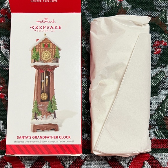 Hallmark Other - Hallmark Santa’s Grandfather Clock 2014 Member Exclusive